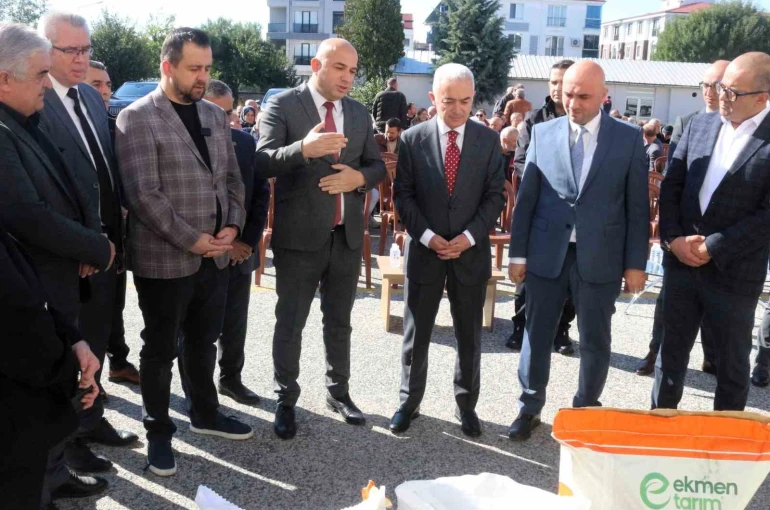 Kırklareli’nde kuraklığa dayanıklı yem tohumu dağıtıldı 