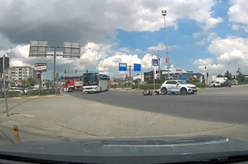 Kırmızı ışık ihlali kaza getirdi 