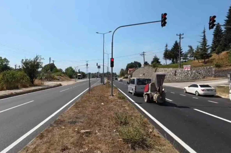 Kırmızı ışıkta durmayan sürücülere 2 bin 167 TL cezai işlem uygulandı