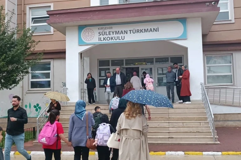 Kırşehir’de 43 bin öğrenci ders başı yaptı 