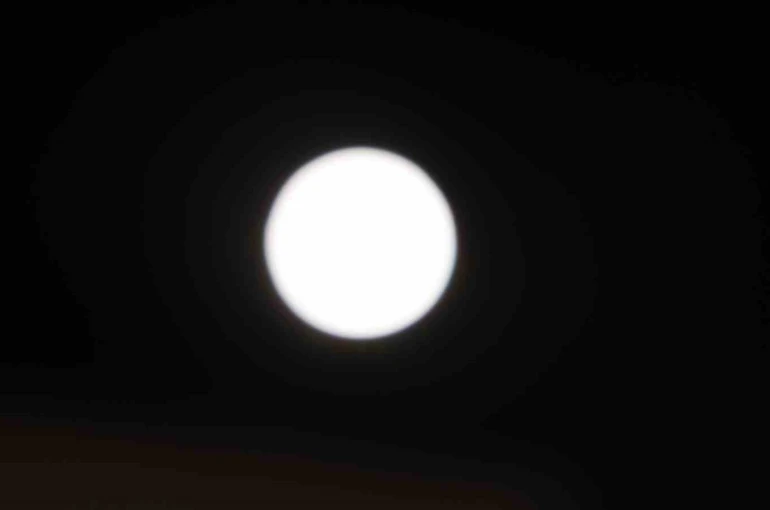 Kırşehir’de "Kunduz Süper Ay" gökyüzünü aydınlattı 