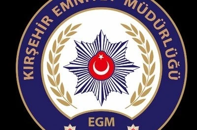 Kırşehir’de tehdit içerikli paylaşım yapan 3 kişi gözaltına alındı 