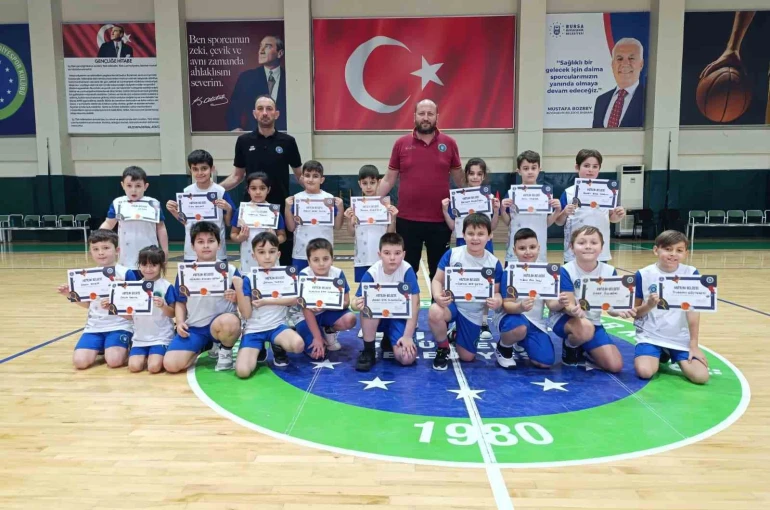 Kış Spor Okulları’nda eğlence ve spor bir arada