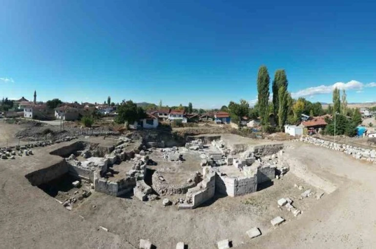 Kısa vadeli kazılar ilçenin tarihine ket vuruyor 