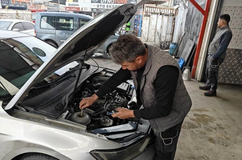 Kışlık bakımı yapılmayan araç soğukta bırakıyor 