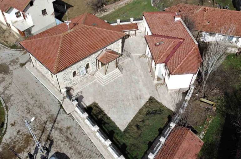 Kitabesi yok, tarihi bilinmiyor 