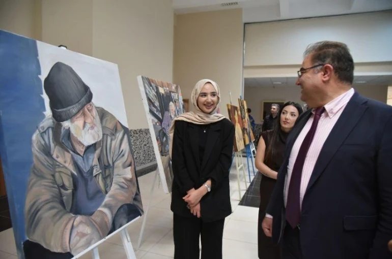 Kmü’de “Mustafa Diğler Ve Öğrencileri Resim Sergisi” Sanatseverlerle Buluştu