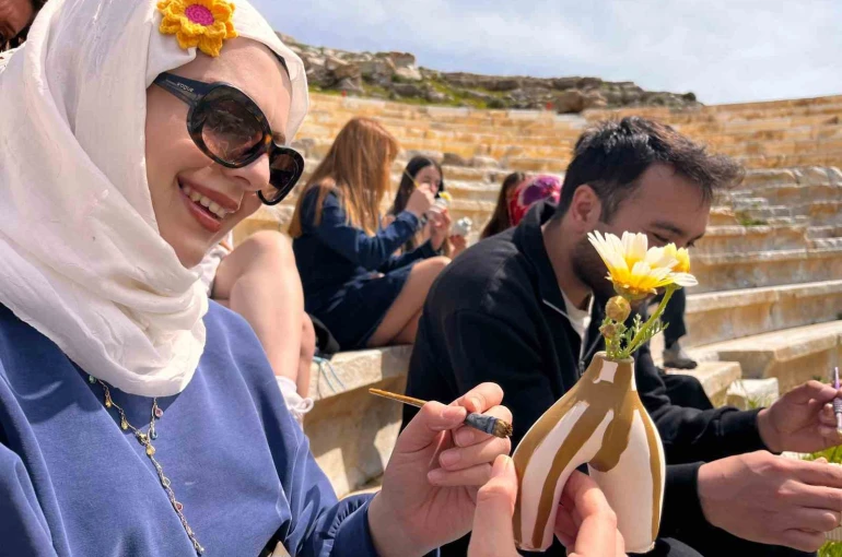 Knidos’un tarihi gençlerin elinde şekilleniyor 