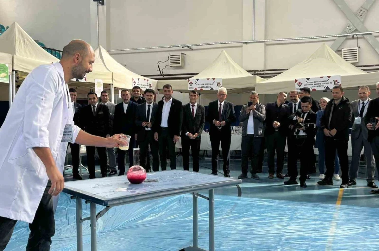 Kocaali’de TÜBİTAK 4007 Bilim Şenliği büyük ilgi gördü 