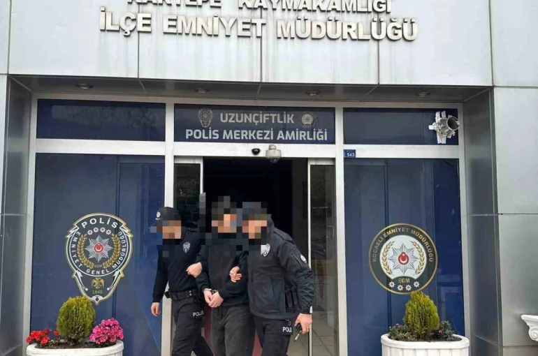 Kocaeli’de 32.7 gram esrarla yakalanan şüpheli tutuklandı 