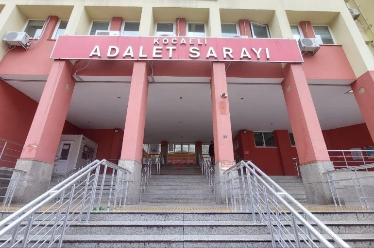Kocaeli’deki 72 sanıklı protesto davası ertelendi