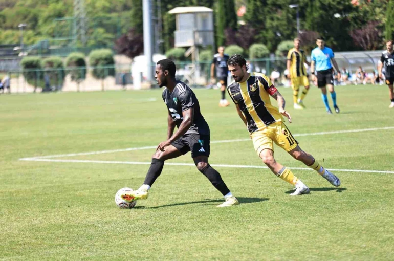Kocaelispor, Riva kampını hazırlık maçıyla noktaladı 