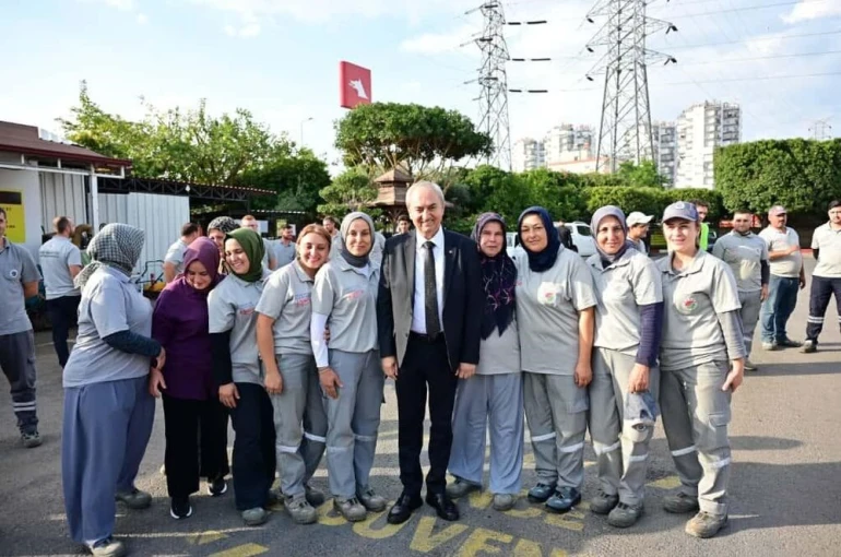 Kocagöz’den sezonluk işçilere belediyede daimi iş müjdesi 