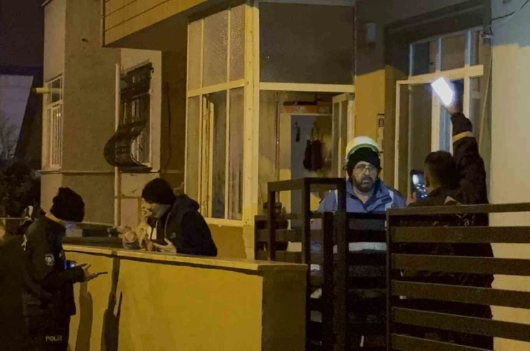 Kombiden çıkan yangın paniğe neden oldu 