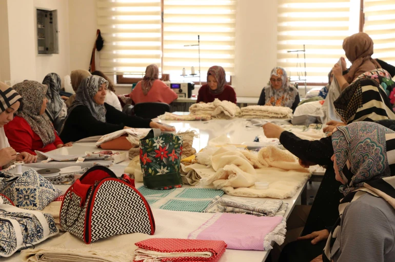 KOMEK bahar dönemi eğitimleri 84 merkezde 61 bin kursiyerle devam ediyor