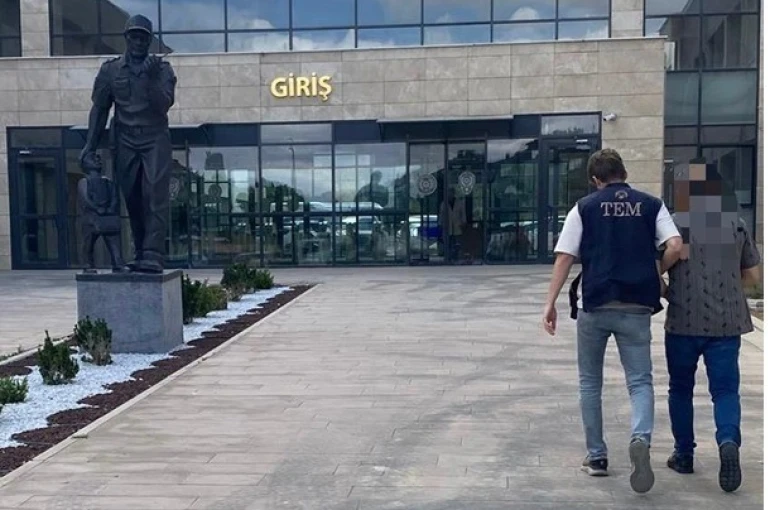 Komiser yardımcılığı sorularını çalan FETÖ üyesi yakalandı 