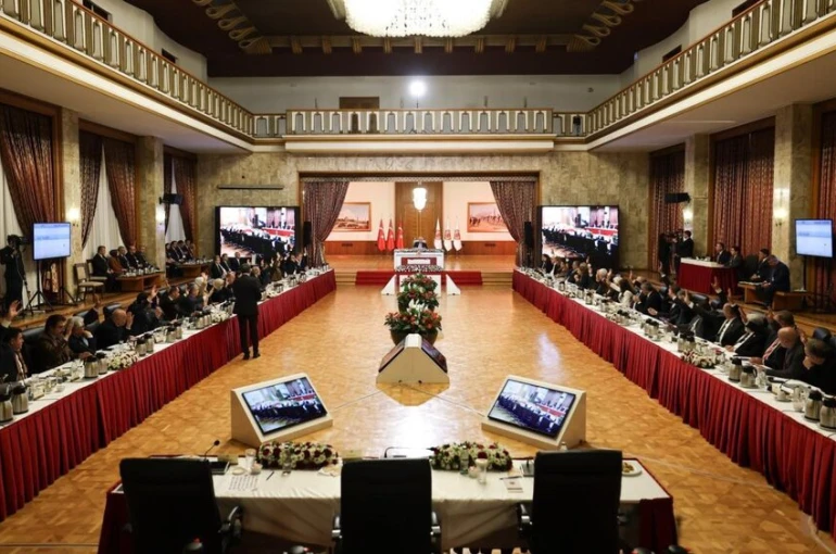 Komisyon İmralı'ya gidiyor