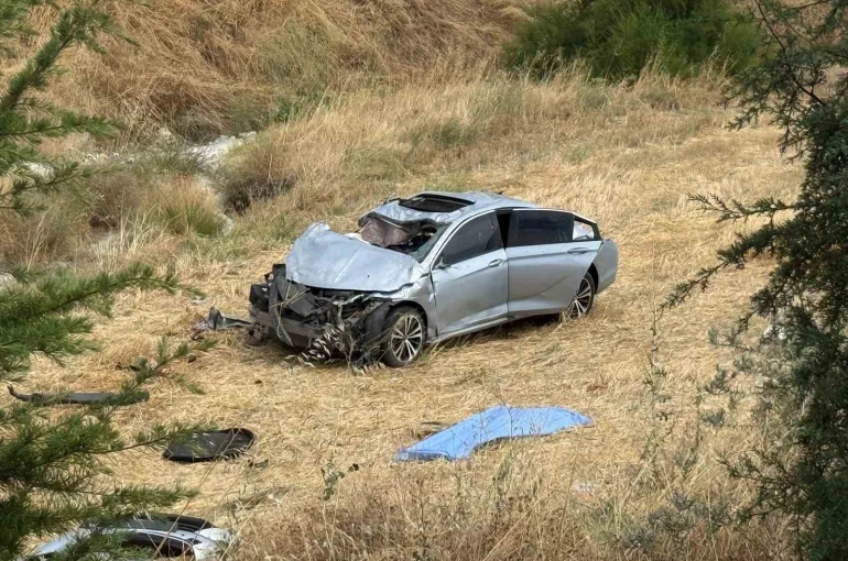 Kontrolden çıkan otomobil takla attı: 1 ölü