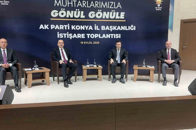 Konya AK Parti muhtarlarla bir araya geldi 