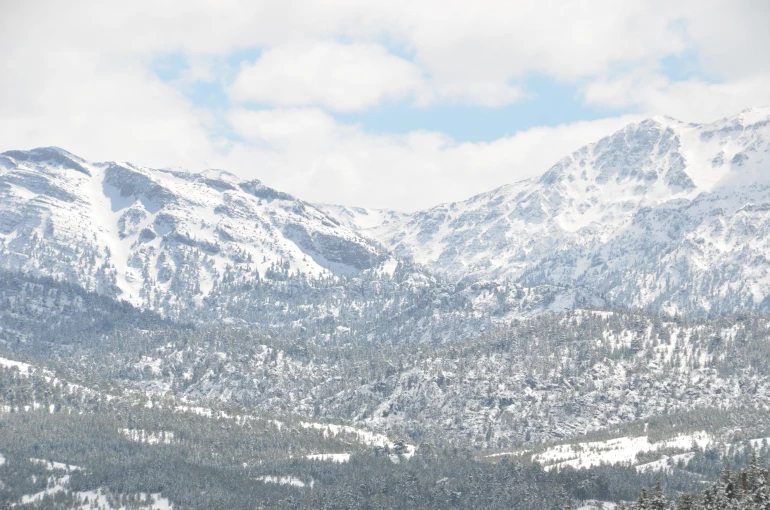 Konya - Antalya yoluna Nisan ayında kar sürprizi