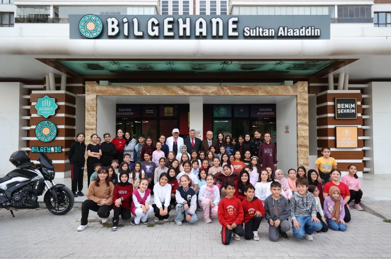 Konya Büyükşehir’den Öğretmenler Günü’ne Özel Anlamlı Buluşma