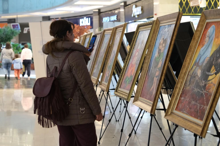 Konya Büyükşehir, Konya’daki Gazzeli çocukların resimlerinden sergi açtı