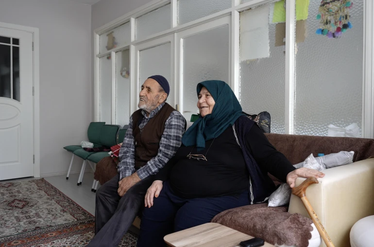 Konya Büyükşehir yaşlı vatandaşların evini ziyaret etti