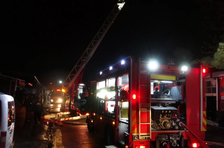 Konya'da iş yerinde yangın: 2 yaralı