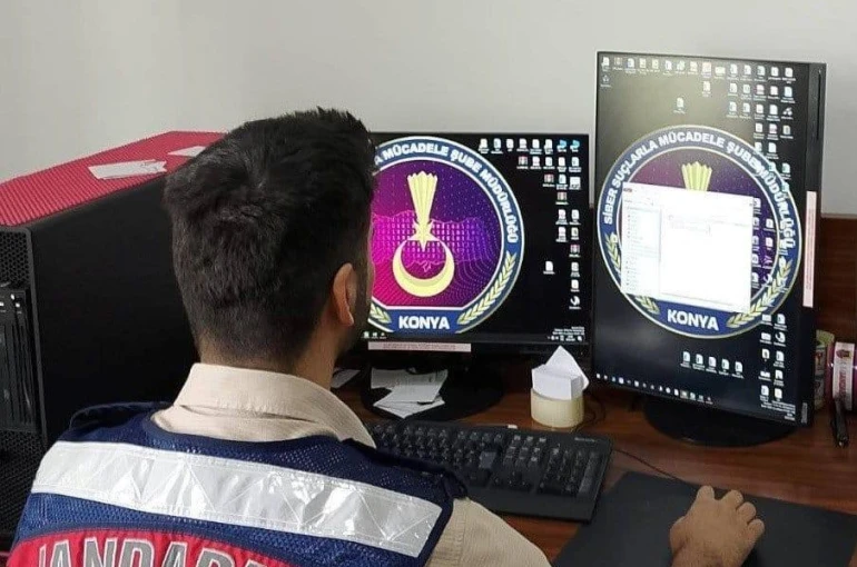 Konya'da jandarmadan sanal devriye: Son 1 ayda 2 bin 920 hesap hakkında işlem yapıldı