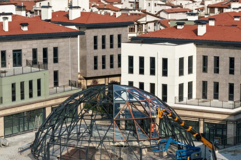 Konya’da Louvre esintisi: Sanatın kalbi yeniden atıyor