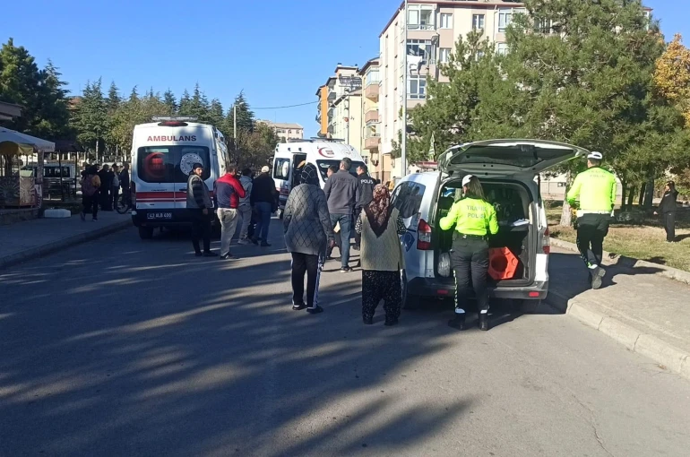 Konya'da otomobil ile motosiklet çarpıştı: 2 yaralı