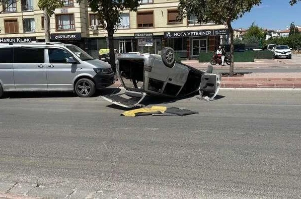 Konya’da otomobil takla attı! İtfaiye müdahale etti
