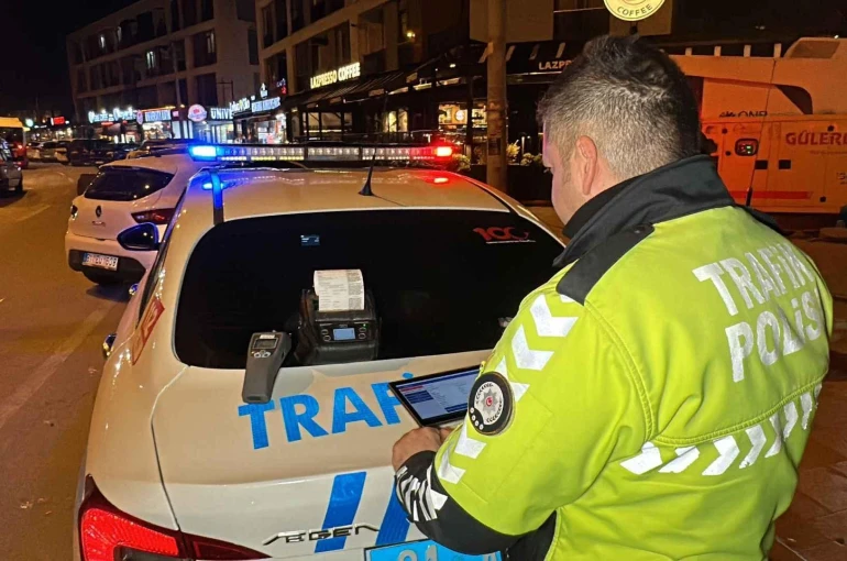 Konya'da polis denetimleri arttı.