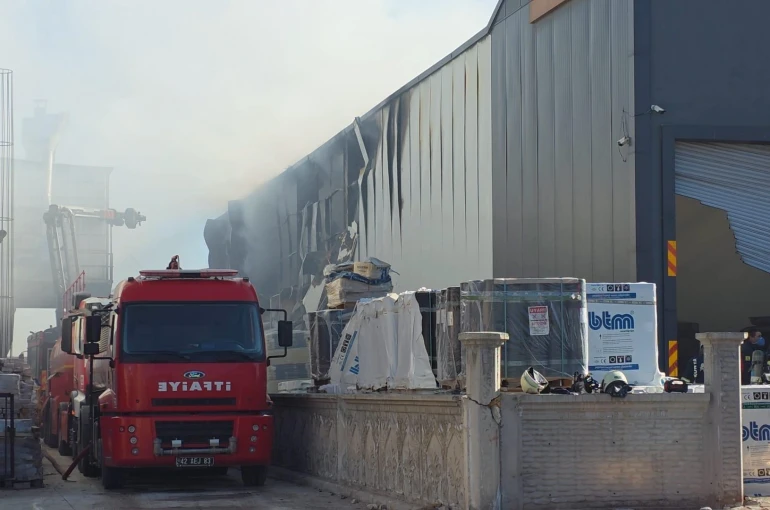 Konya MARSAN’da yalıtım fabrikası alev aldı