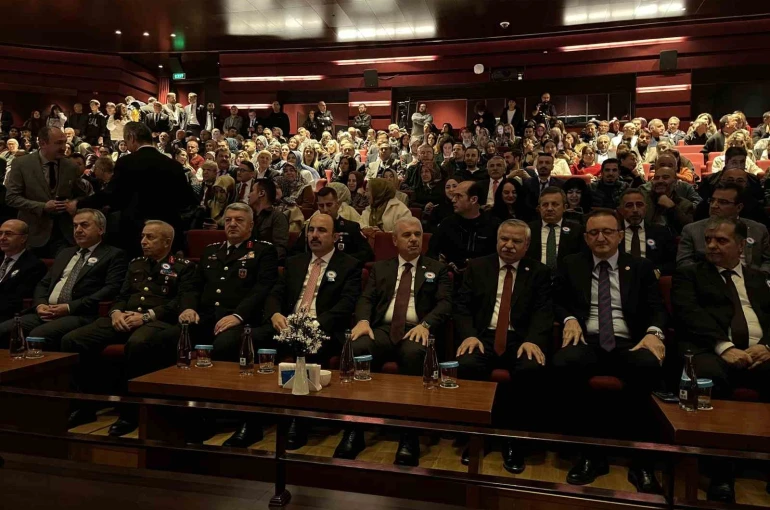 Konya’da Öğretmenler Günü çeşitli etkinliklerle kutlandı 