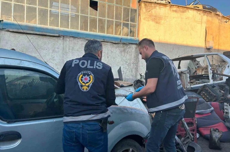 Konya’da "Oto Kapan" operasyonunda 75 milyonluk change araç ele geçirildi 