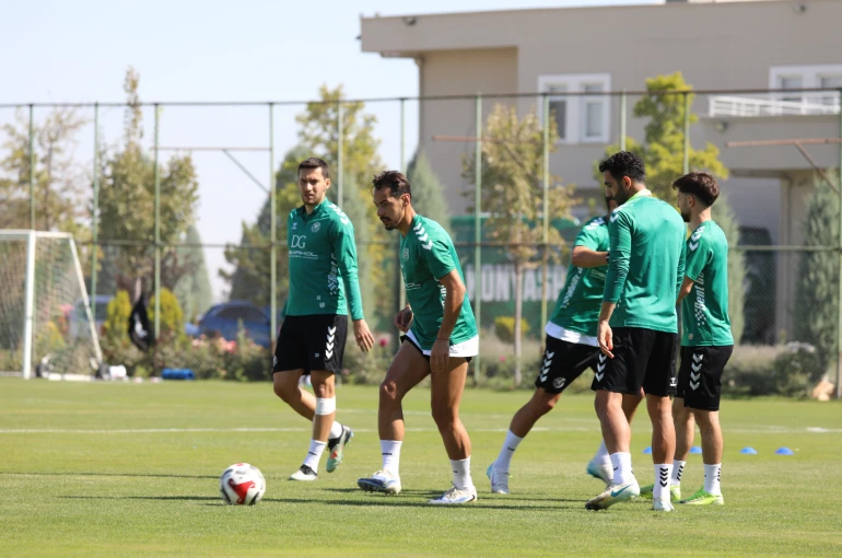 Konyaspor bugün topbaşı yapıyor