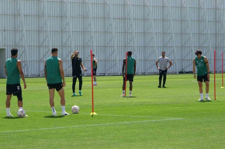 Konyaspor, Fenerbahçe maçı hazırlıklarına devam etti 