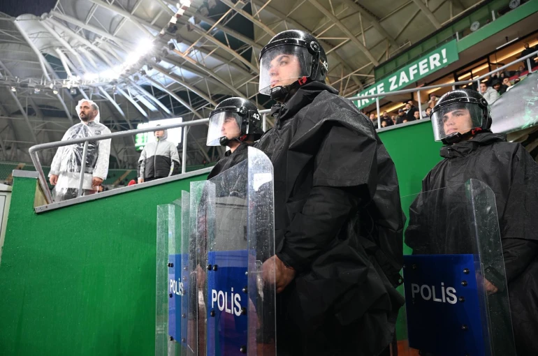 Konyaspor maçında güvenlik önlemleri tam not aldı!