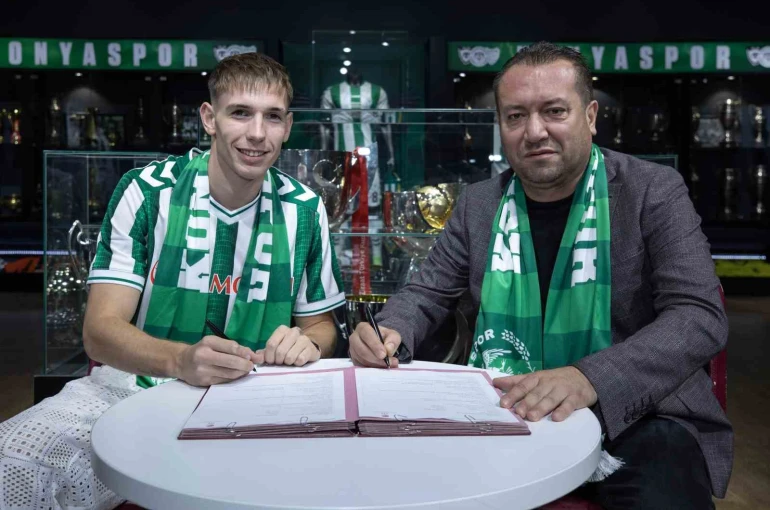 Konyaspor, Rajmund Toth transferini açıkladı 