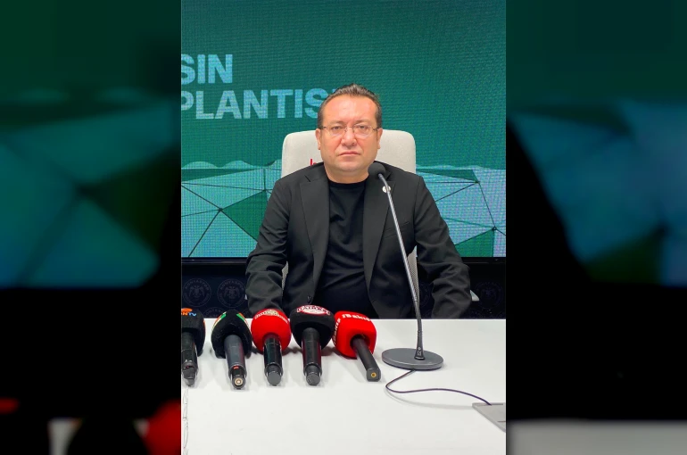 Konyaspor'un listesinde Premier Lig ve Dünya Kupası var!