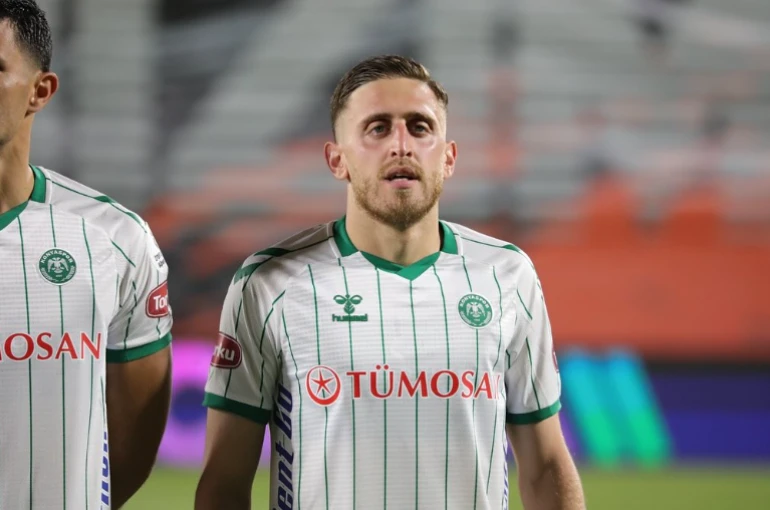 Konyasporlu Melih İbrahimoğlu nişanlandı