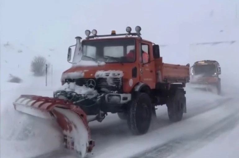 Kop Dağı ve Bayburt-Araklı yolu ulaşıma kapandı 
