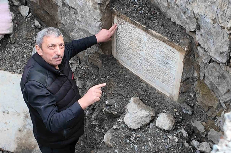 Köprünün kitabesi çıktı, sırrı çözüldü 
