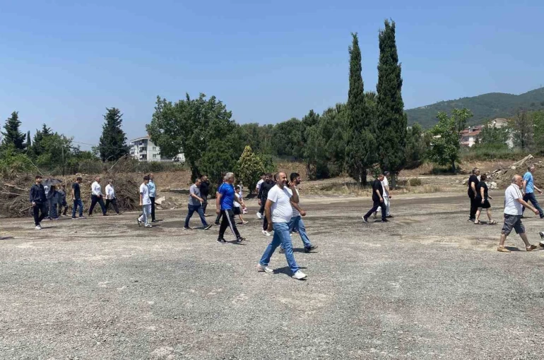 Körfez’deki tır parkı gerginliğine "Akıl tutulmasıdır" açıklaması