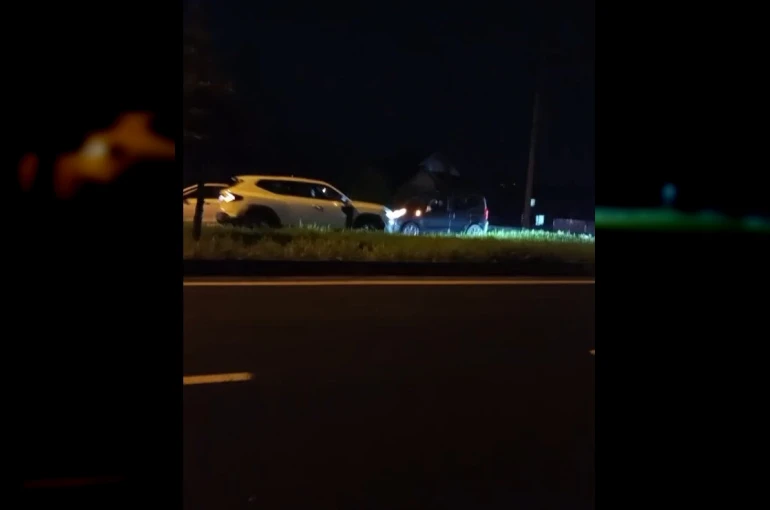 Korna seslerine aldırmadı: Trafiği tehlikeye atan ters yön sürücüsü kamerada