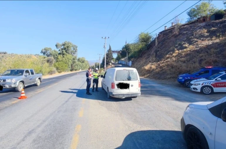 Köşk’te jandarmadan trafik denetimi 