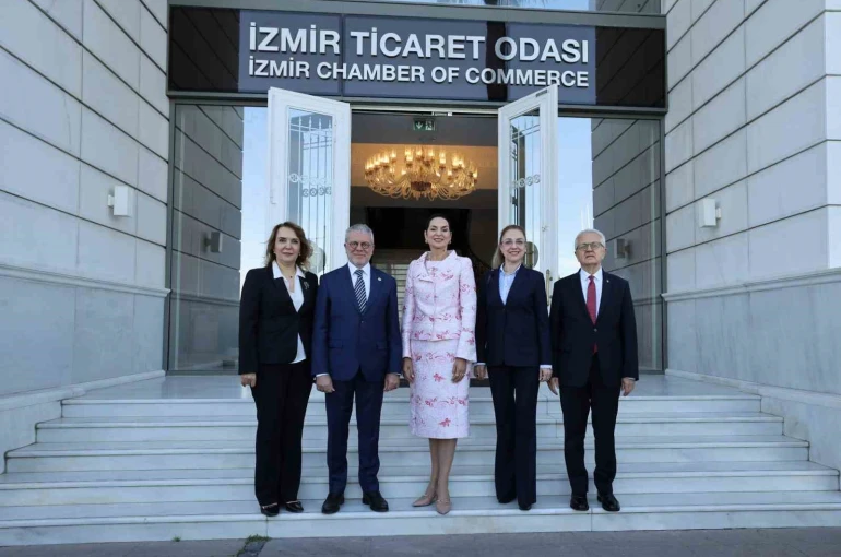 Kosta Rika First Lady’si Zeikate’den İzmir Ticaret Odası’na ziyaret 