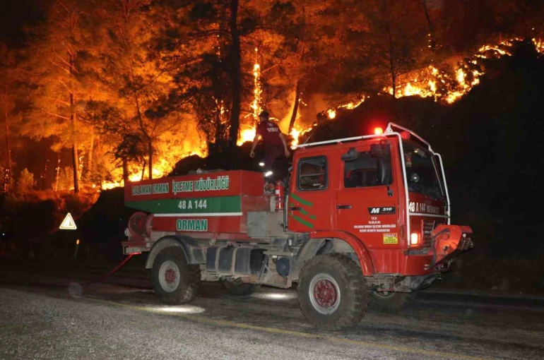 Köyceğiz yangınında 21 saat geride kaldı