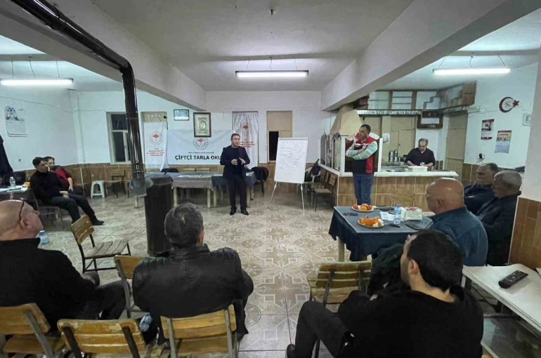 Köyceğiz’de "çiftçi tarla okulu" eğitimi gerçekleştirildi